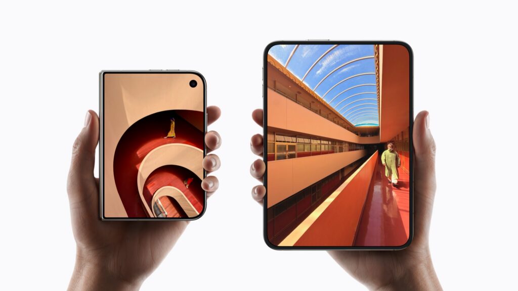 iPhone Duo foldable showing its 7.6-inch inner display and 5.4-inch outer display